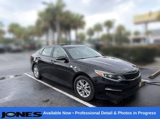 Used 2017 Kia Optima LX FWD 360° Tour