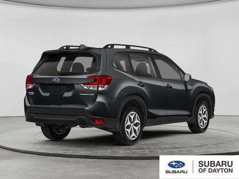 Used 2024 Subaru Forester Premium AWD/4WD image 2