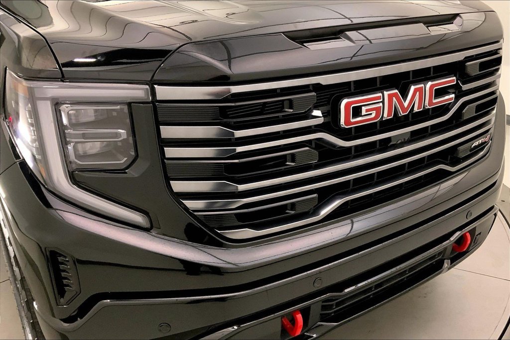 Used 2026 GMC Sierra 1500 AT4 w/ AT4 Premium Package AWD/4WD image 29