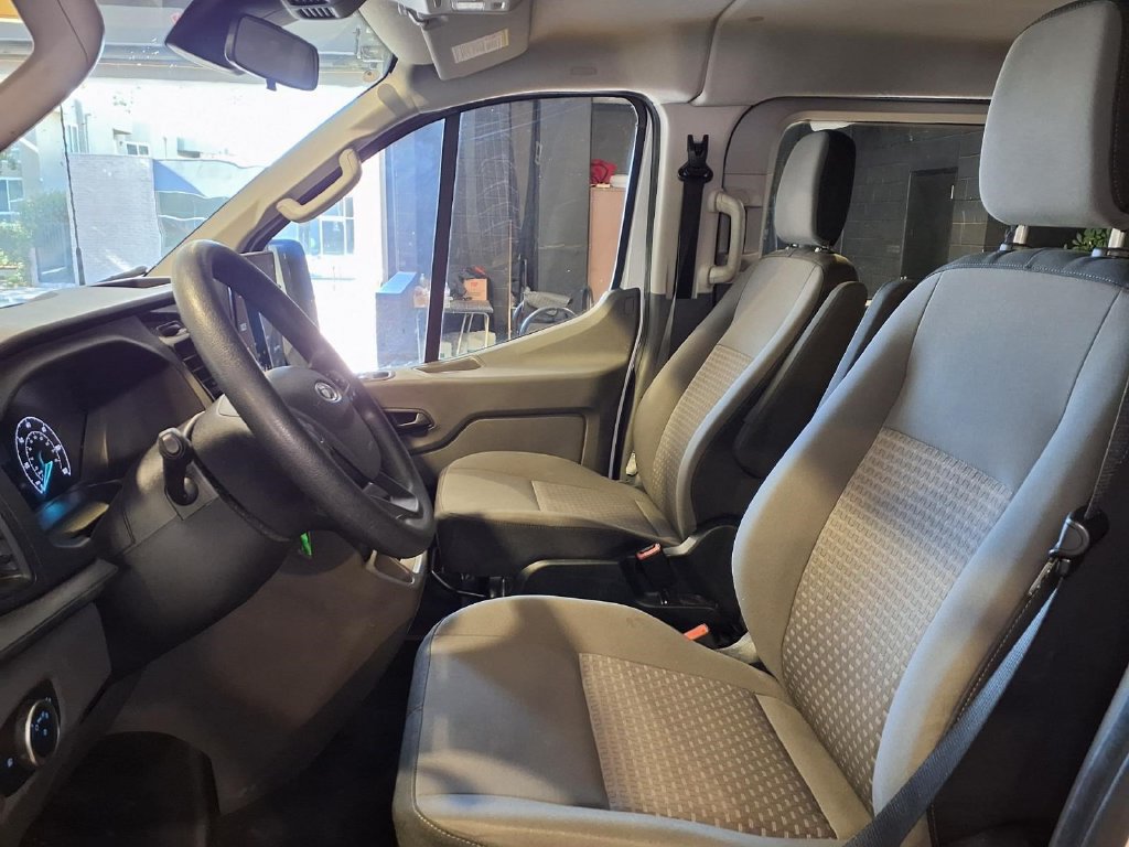 Used 2023 Ford Transit 350 XLT RWD image 17