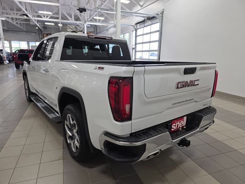 Used 2025 GMC Sierra 1500 SLT w/ SLT Premium Plus Package AWD/4WD image 3