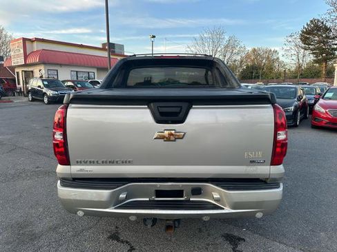 Used 2007 Chevrolet Avalanche LTZ w/ LTZ Preferred Equipment Group image 6