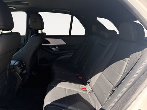 Used 2024 Mercedes-Benz GLE 450e GLE 450e 4MATIC image 12