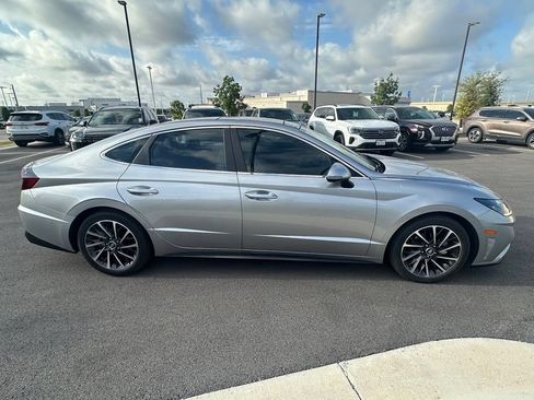 Used 2021 Hyundai Sonata Limited FWD image 4