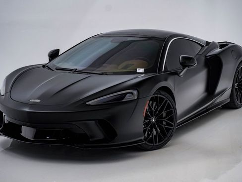Used 2023 McLaren GT RWD image 3