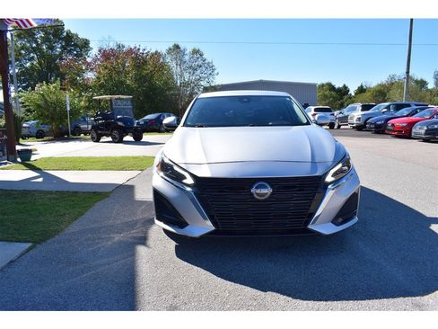 Used 2023 Nissan Altima 2.5 SV image 46