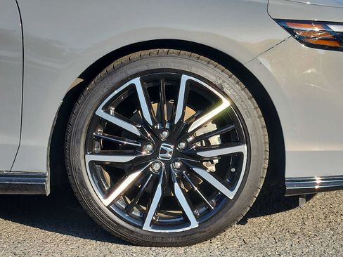 Certified 2024 Honda Accord Touring image 8