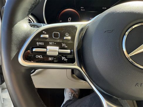 Certified 2022 Mercedes-Benz GLC 300 4MATIC image 22