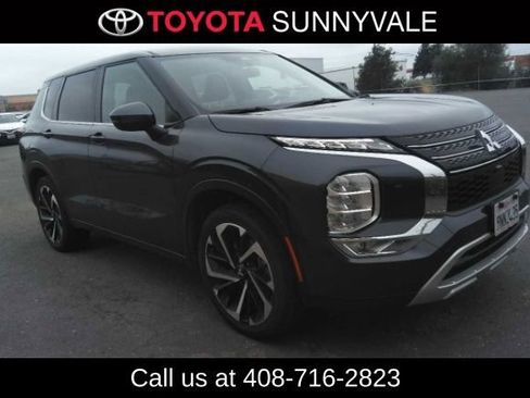 Used 2024 Mitsubishi Outlander SE AWD/4WD image 1