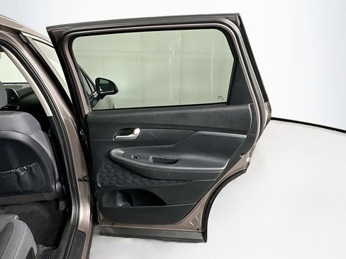 Used 2019 Hyundai Santa Fe SE image 27