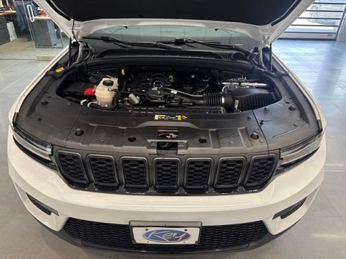 Used 2023 Jeep Grand Cherokee Altitude AWD/4WD image 57