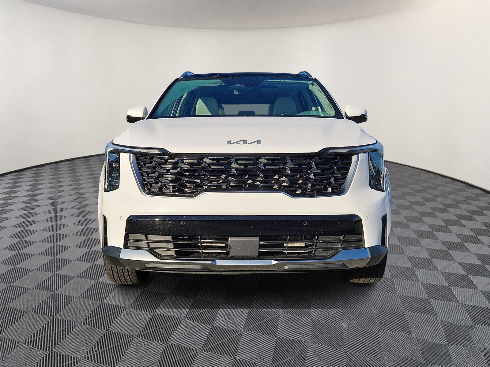 Certified 2025 Kia Sorento S w/ Panoramic Sunroof Package AWD/4WD image 2