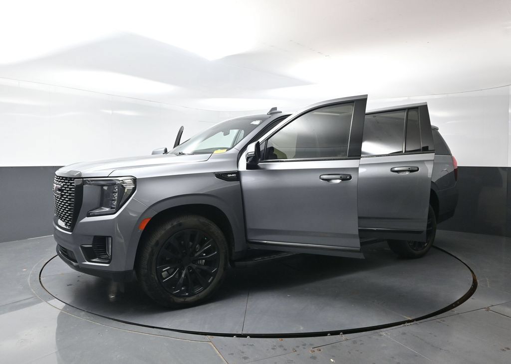Used 2021 GMC Yukon XL Denali AWD/4WD image 60