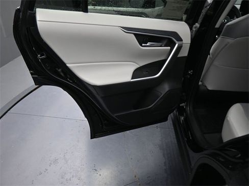 New 2025 Toyota RAV4 XLE Premium image 15