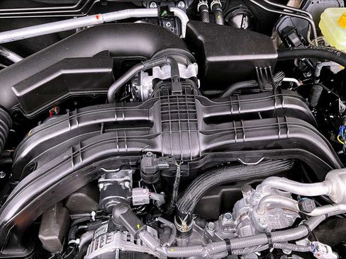 New 2025 Subaru Crosstrek 2.5i Limited image 17