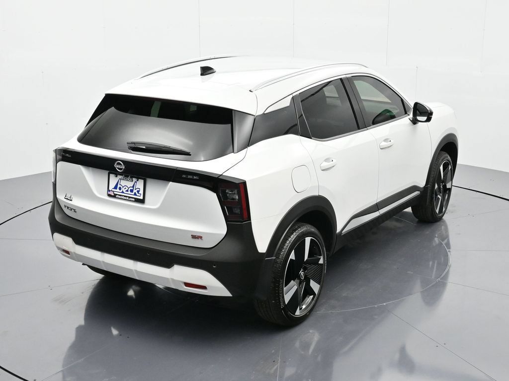 New 2026 Nissan Kicks SR FWD image 30