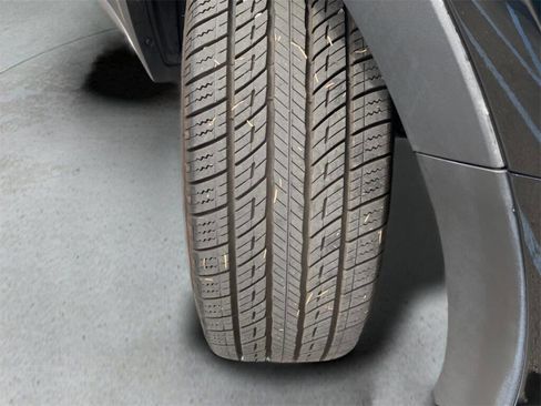 Used 2019 Hyundai Santa Fe XL image 24