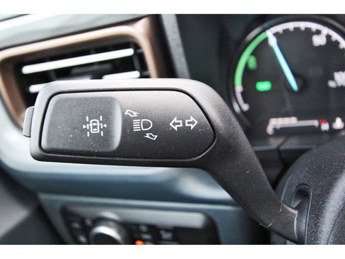 Used 2024 Ford Maverick Lariat FWD image 16