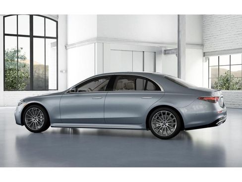 New 2026 Mercedes-Benz S 500 4MATIC image 32