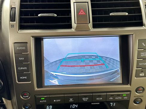 Used 2020 Lexus GX 460 Premium w/ Premium Package image 14