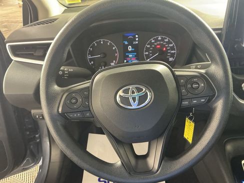 Used 2023 Toyota Corolla LE FWD image 15