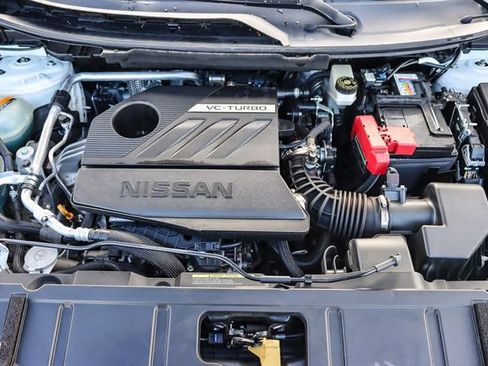Used 2023 Nissan Rogue SV image 29