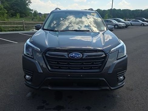 Certified 2023 Subaru Forester Limited AWD/4WD image 2