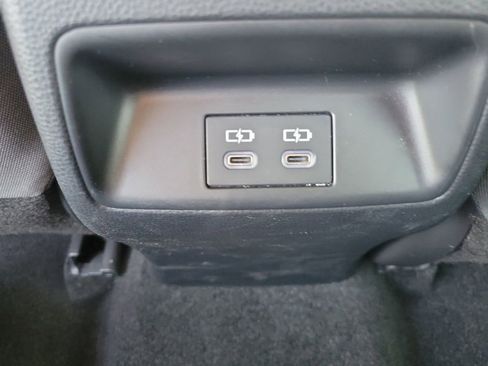 Used 2024 Toyota Corolla LE image 11