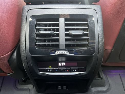 Certified 2025 BMW X4 xDrive30i image 31