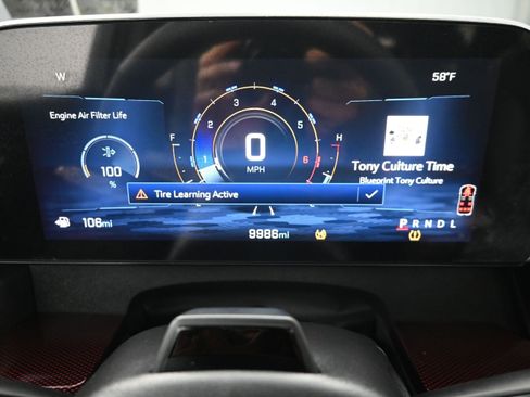 Used 2024 Chevrolet Traverse RS FWD image 14
