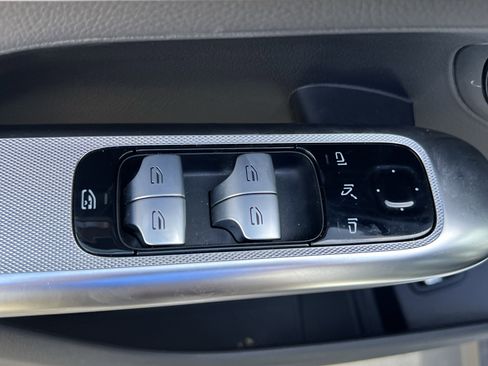 Certified 2025 Mercedes-Benz GLC 300 4MATIC w/ AMG Line image 15