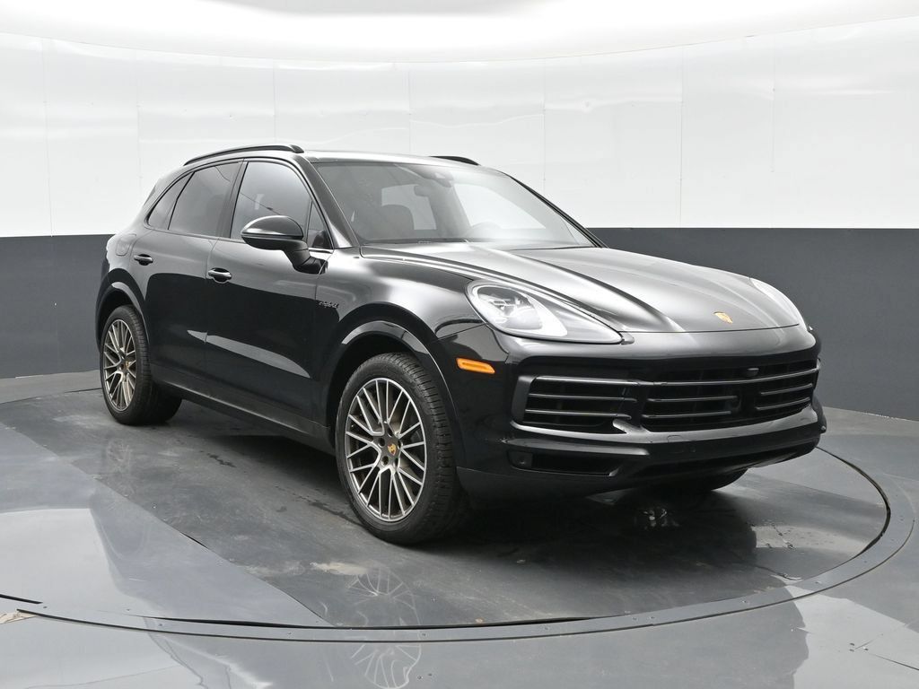 Certified 2023 Porsche Cayenne Platinum Edition AWD/4WD image 11