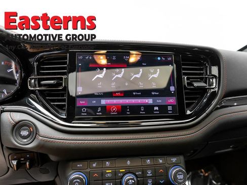 Used 2025 Dodge Durango GT AWD/4WD image 12