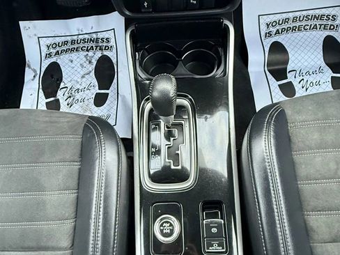 Used 2019 Mitsubishi Outlander LE image 33