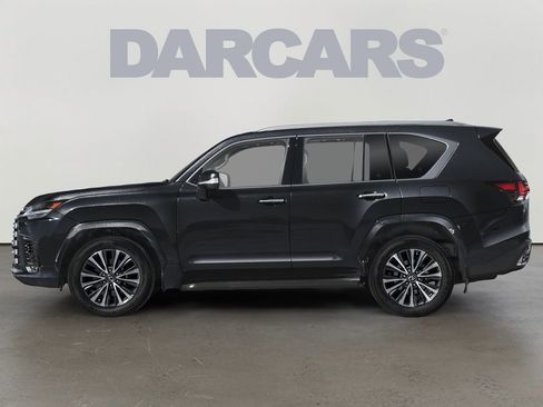 New 2026 Lexus LX 600 4WD w/ Luxury Package image 2