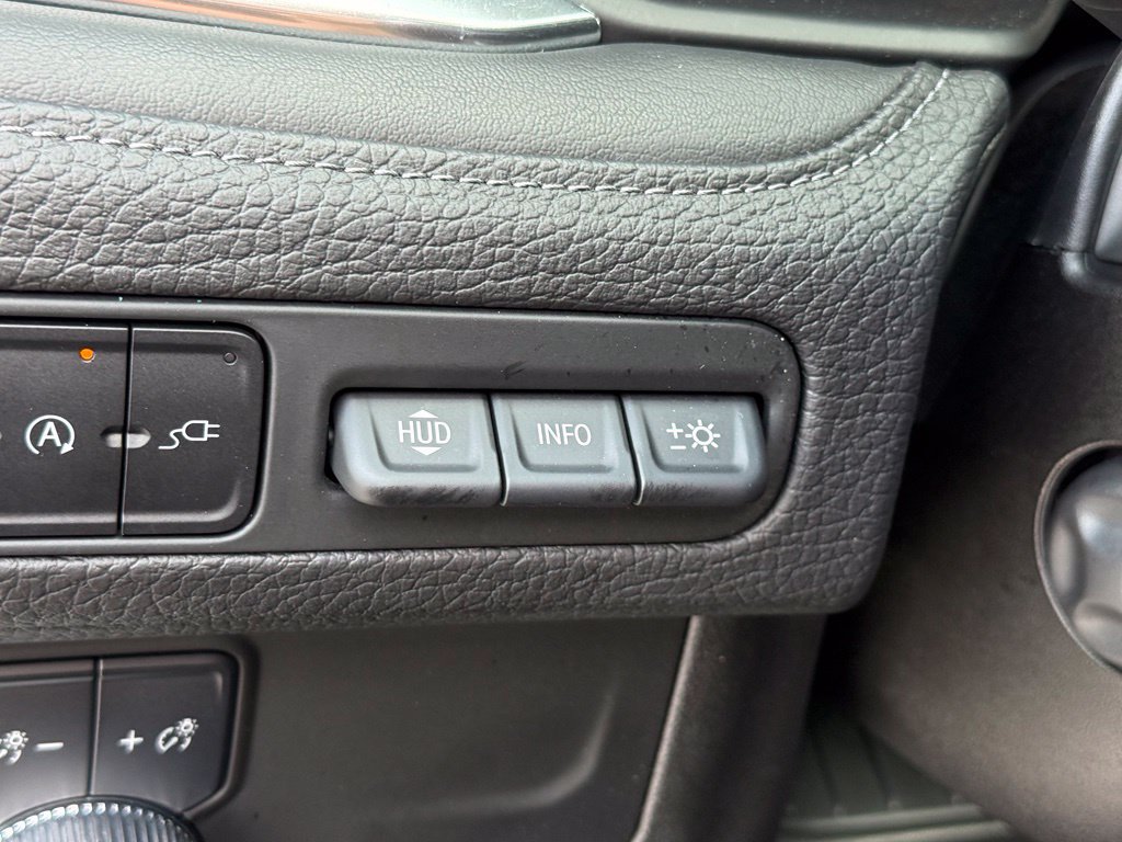 Used 2021 GMC Yukon Denali AWD/4WD image 34