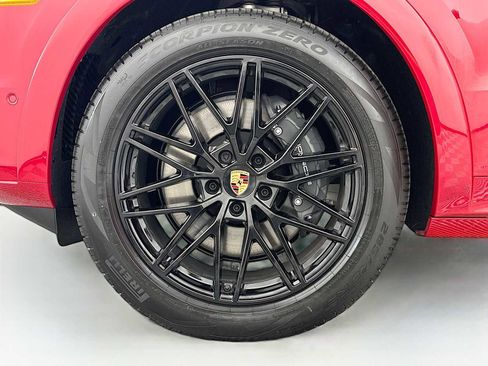 New 2026 Porsche Cayenne Coupe image 33