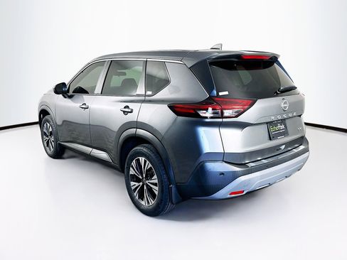Used 2023 Nissan Rogue SV image 5