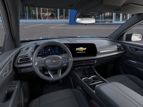 New 2026 Chevrolet Traverse LT w/ LPO, Floor Liner Package AWD/4WD image 15