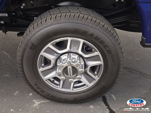 New 2026 Ford F250 Lariat image 5