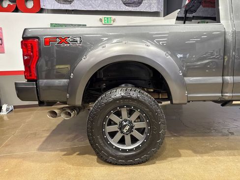 Used 2017 Ford F250 Platinum w/ Platinum Ultimate Package AWD/4WD image 43