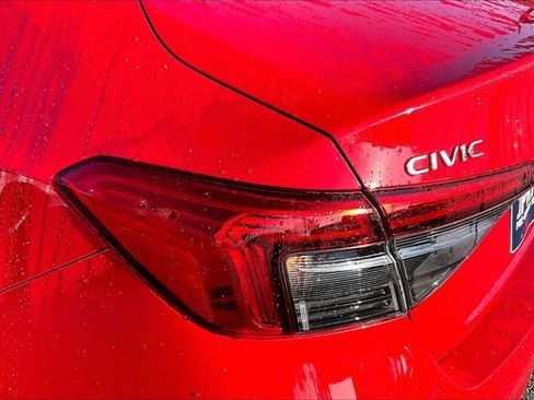 Used 2022 Honda Civic Sport image 29