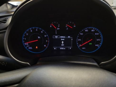 Used 2017 Chevrolet Malibu LS FWD image 23