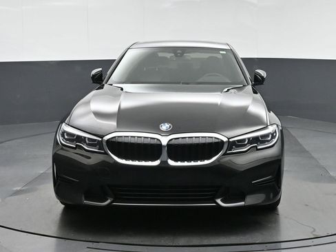 Used 2020 BMW 330i xDrive Sedan w/ Premium Package image 2