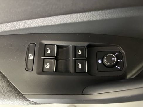 Certified 2023 Volkswagen Jetta SE FWD image 28