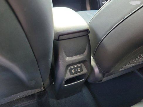 New 2025 Hyundai Venue Limited image 10