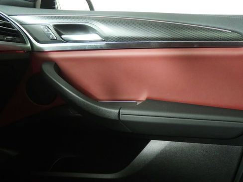 Certified 2023 BMW X4 M40i w/ Premium Package image 30