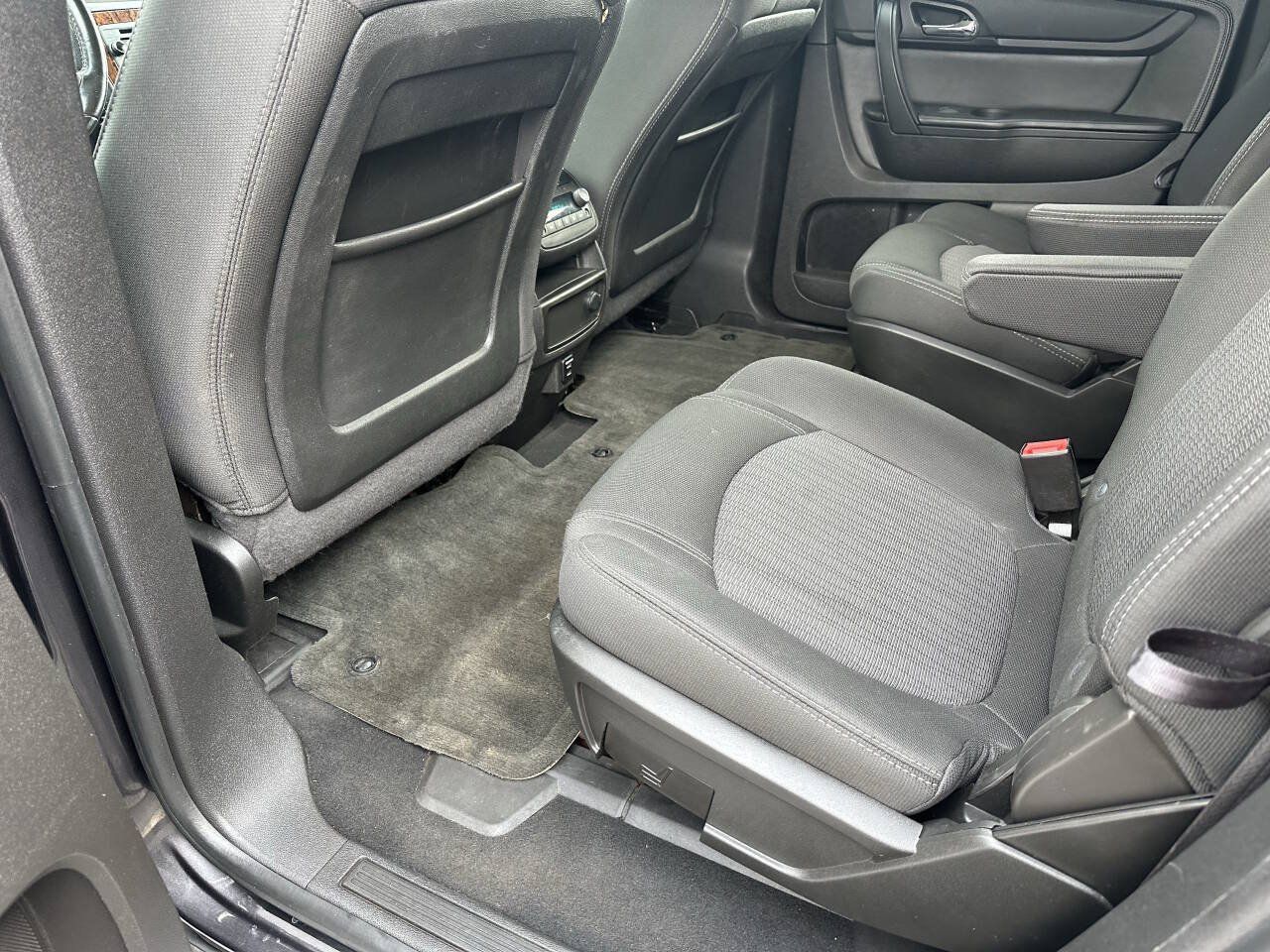 Used 2014 Chevrolet Traverse LT AWD/4WD image 9