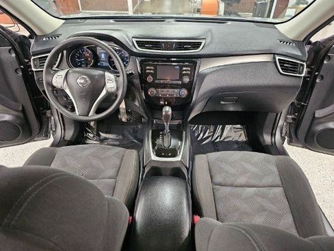 Used 2016 Nissan Rogue S AWD/4WD image 10
