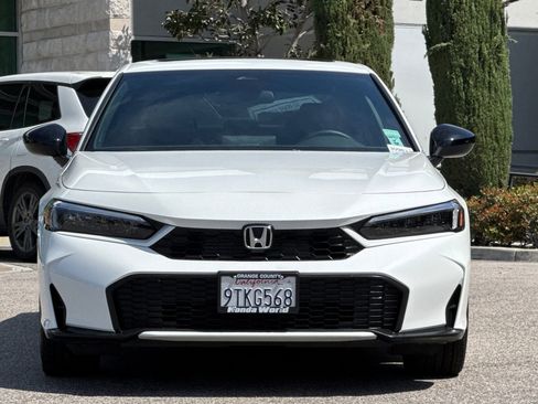 Used 2025 Honda Civic Sport image 9